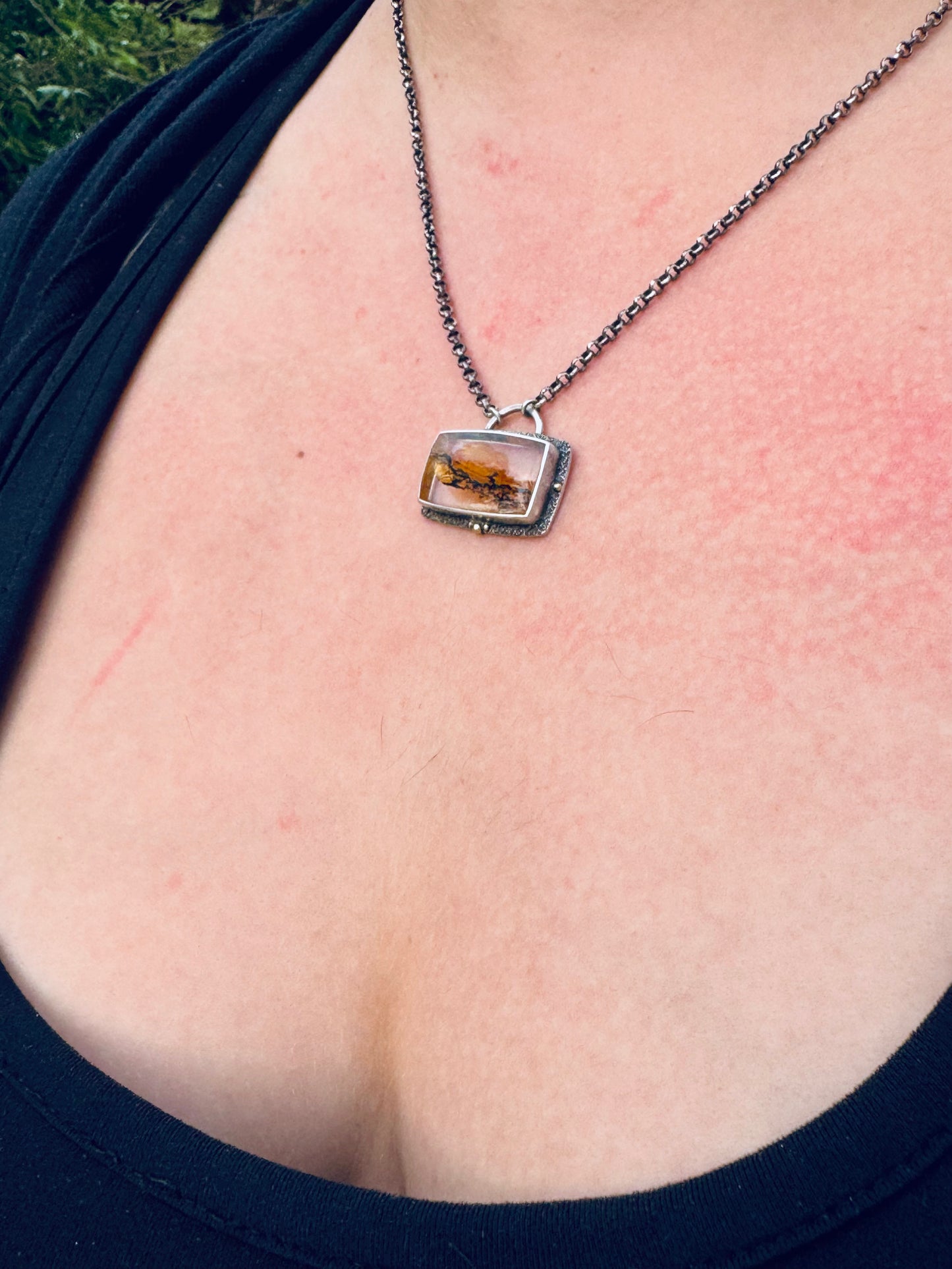 Sunset Horizon Dendritic Quartz Pendant – Sterling Silver & 18K Gold