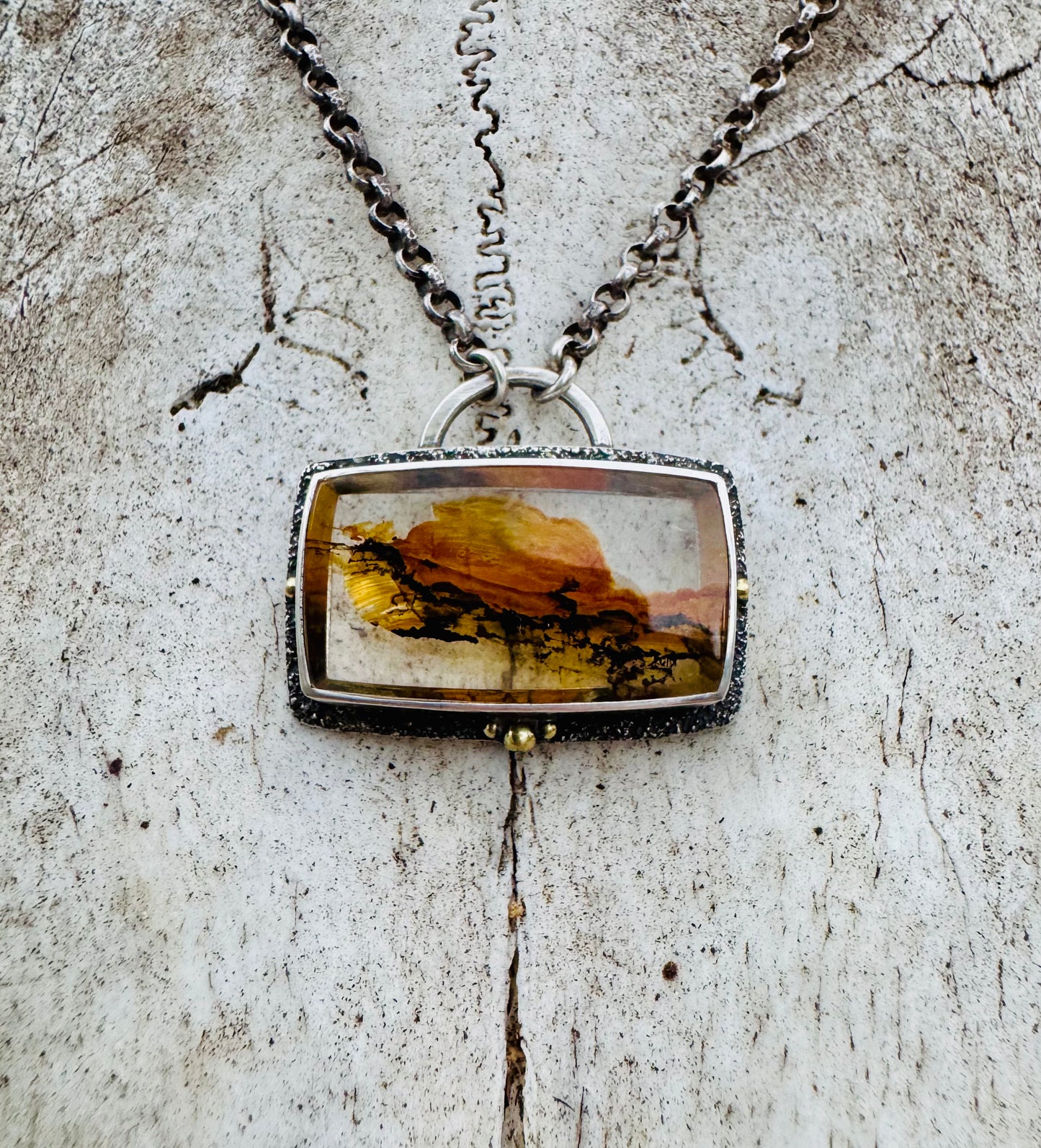 Sunset Horizon Dendritic Quartz Pendant – Sterling Silver & 18K Gold