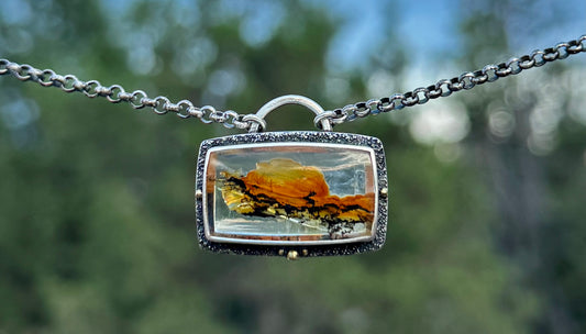 Sunset Horizon Dendritic Quartz Pendant – Sterling Silver & 18K Gold